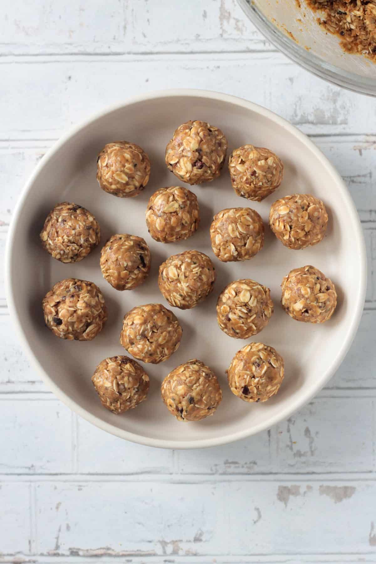 Peanut Butter with Collagen Oat balls for Dogs